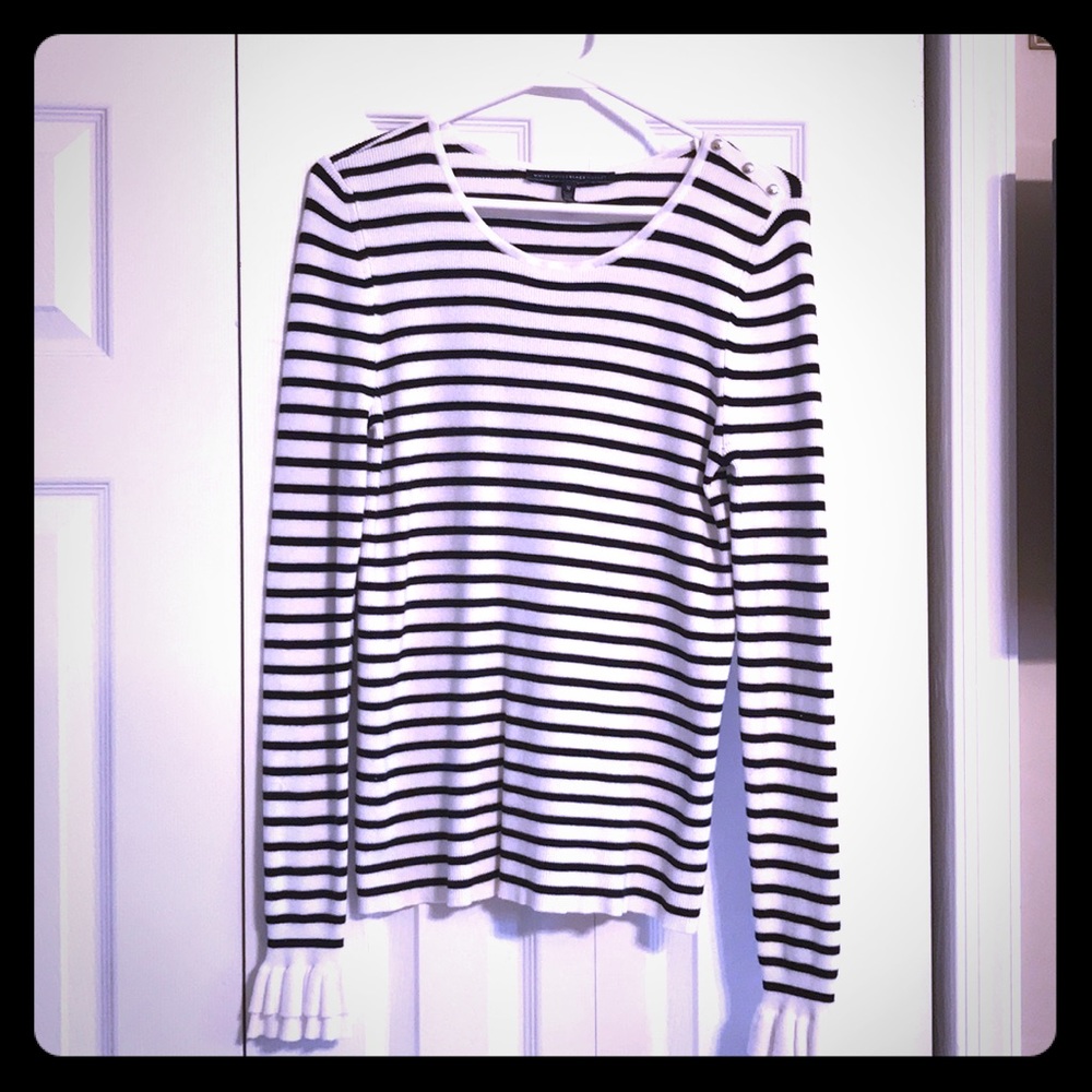 EUC White House Black Market Sweater sz Medium